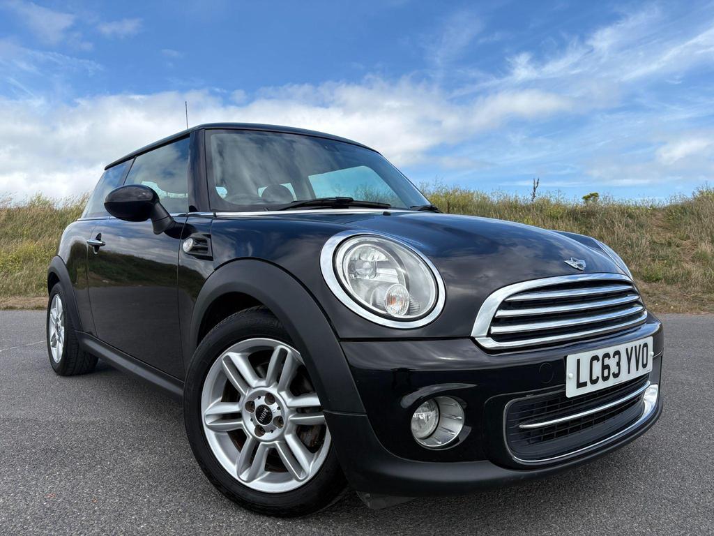 MINI Hatch 1.6 Cooper Auto Euro 6 3dr LC63 YVO